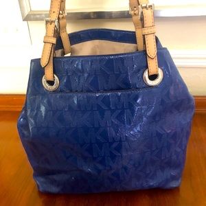 ‼️SOLD‼️Michael Kors signature blue patent tote
